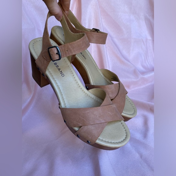 LUCKY BRAND HAIDLEE BROWN LEATHER STRAPPY BLOCK HEEL SANDALS - Picture 6 of 7